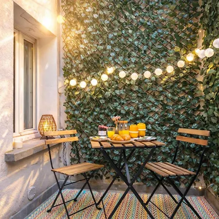 Charming With Terrace Near Eiffel Tower Apartment Paris